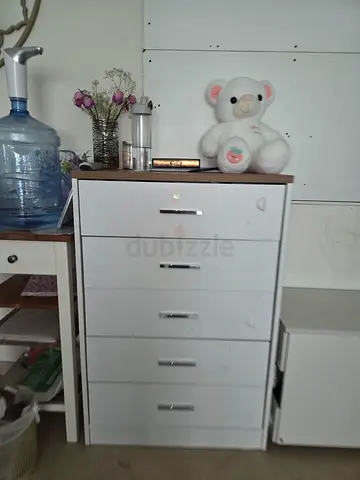 Chest drawer