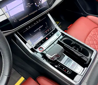 2024 AUDI SQ8 — фото 16