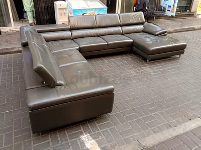 Large L-shaped brown leather sectional sofa with chaise - good condition