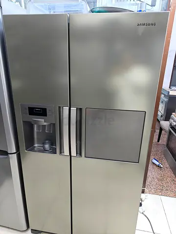 Samsung Side-by-Side Refrigerator with Water/ Ice Dispenser - Stainless Steel