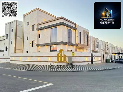 Two-story villa with a roof terrace and 7 master bedrooms; price includes registration fees; freeho