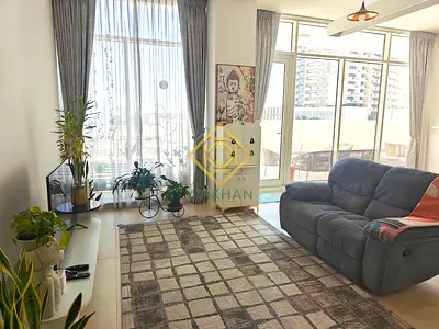Spacious 1BR + Study | Huge Layout | Near Metro