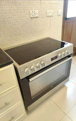 Beko 5 hubs Electric cooker 90 by 60cm Latest model