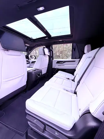 2025 Chevrolet TAHOE 照片 12