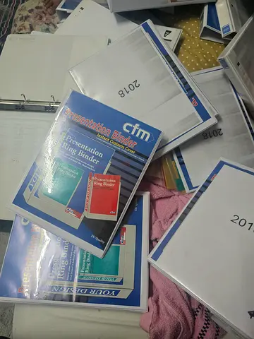 White 2-ring A4 Binder with Clear Plastic Sleeves (Used)