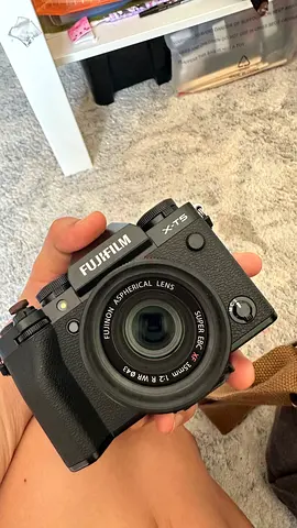 Fujifilm 35mm f2 R WR (Lens only)