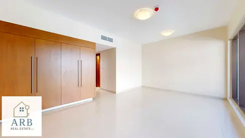 PRIME LOCATION | READY TO MOVE | NEAR THE PARK