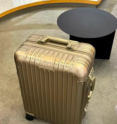 Suitcase aluminum