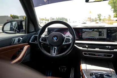 2025 BMW X5 M60i xDrive — zdjęcie 12