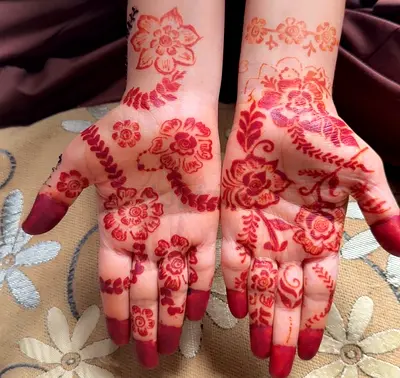 Henna artist/ Mehendi - home service