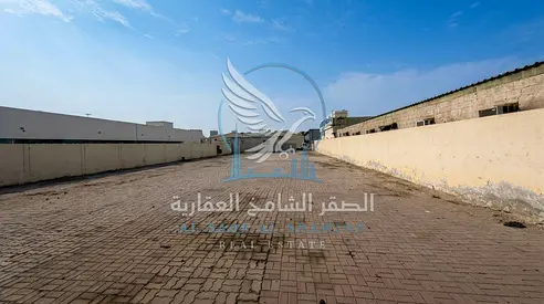 Yard for Rent in Industrial Area 5 Behind the Shops, 17,000 Sq. Ft., AED 270,000 Annually