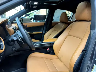 صورة 11 لـ 2025 Lexus IS-SERIES