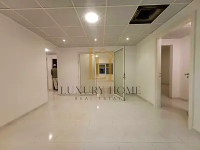 FULLY RENOVATED 3BHK | 3 WASHROOMS | BUILT-IN WARDROBES | SPACIOUS FAMILY APARTMENT