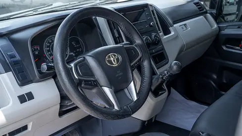 2020 Toyota HIACE 照片 16