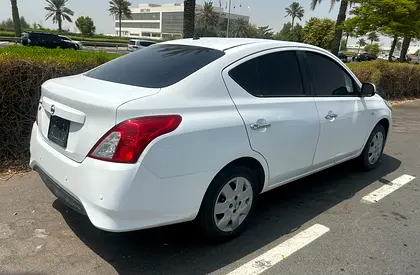 2023 Nissan SUNNY 照片 4