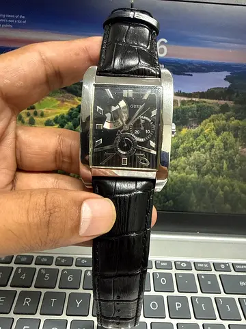 GUESS CHRONOGRAPH WATCH BRAND NEW
