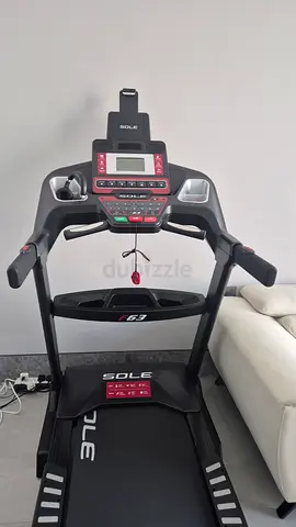 Treadmill – Like New Conditions – Professional & Compact (SOLE F63)