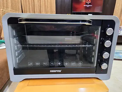 Geepas Electric Oven Toaster Grill - 100 liter, Very Good Condition