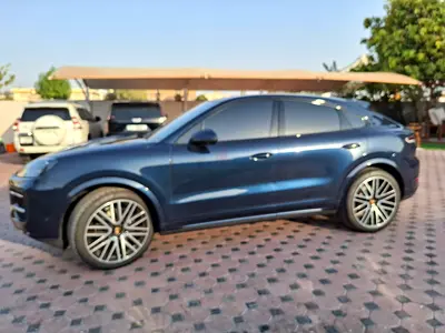 2025 Porsche Cayenne Coupe — zdjęcie 12