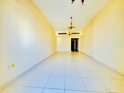Free covered Parking — 2 Bedroom Apt 3 Bath 2 Master Bedroom— Maintenance Free — 6 Cheques Payment—