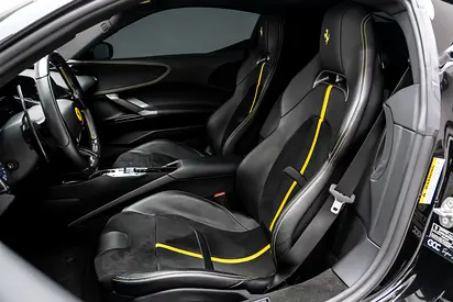 2021 Ferrari SF90 STRADALE — фото 13