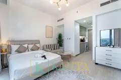 Elegant Luxury Studio | Fully Furnished | Pool View | 4 Cheques