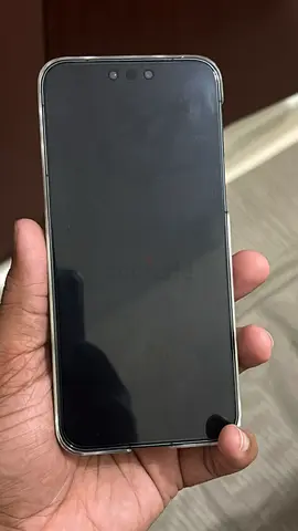 Used smartphone with dual front cameras - good working condition