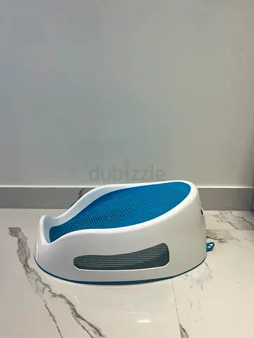 Giggles Baby Bath Seat – Blue & White