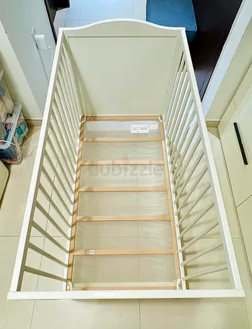 IKEA SMÅGÖRA - White Wooden Baby Cot / Crib - Good Condition