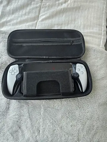 PS5 DualSense Controller (White) with Travel Case - Good Condition