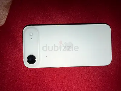 White Apple iPhone (single camera) - good condition