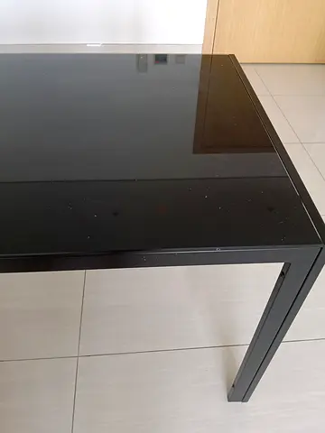 Urgently selling Pan Emirates 4 seater dining table with chairs