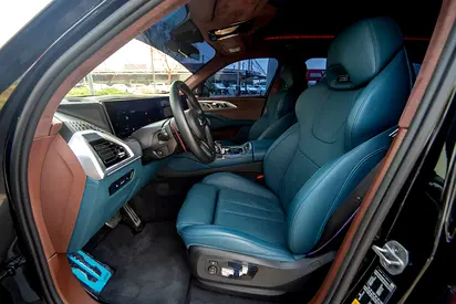 2025 BMW XM 照片 9