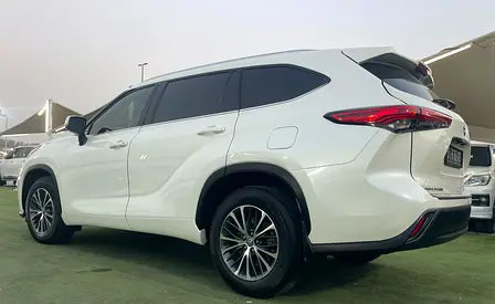 صورة 13 لـ 2020 Toyota HIGHLANDER