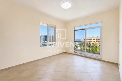Corner Unit | Park View | Closed Kitchen