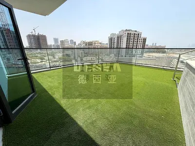 Pool View | Exclusive | Vacant