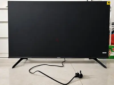 For Sale / For Disposal:
Damaged Hisense 50E7K 50in QLED 4K Smart TV