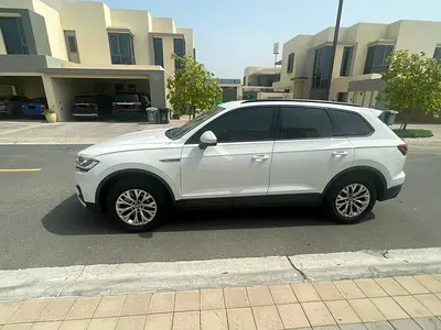 صورة 2 لـ 2018 Volkswagen TOUAREG