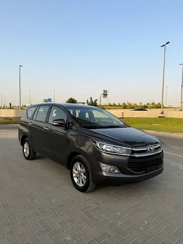 Toyota Innova SE+ 2017 GCC Specs - Family 7-Seater