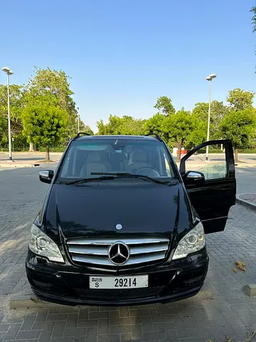 صورة 2 لـ 2015 Mercedes-BENZ VIANO