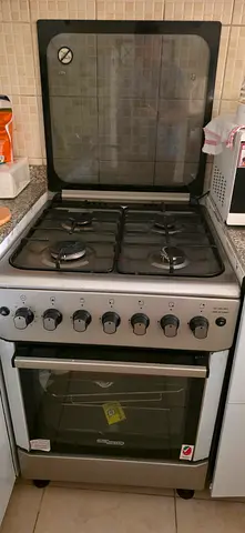 Super General 4 Burner Gas Cooking Range-Like New