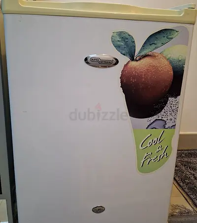 Super General Compact Refrigerator