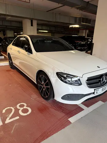 Mercedes-Benz E 300 2017 - Korean Specs - Pristine Condition