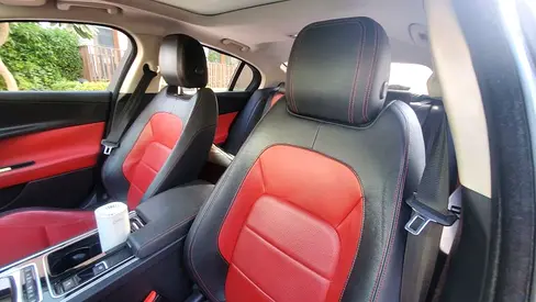 2018 Jaguar XE 照片 8