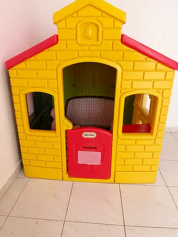 Little Tikes Playhouse for indoors and outdoors