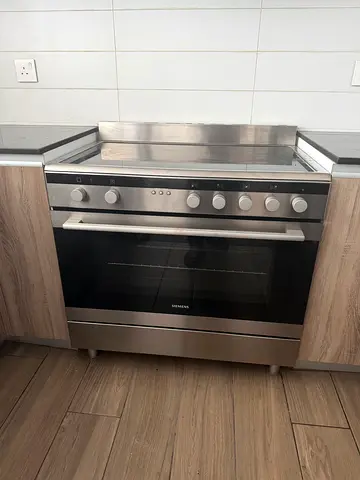 Siemens 90cm Electric cooker