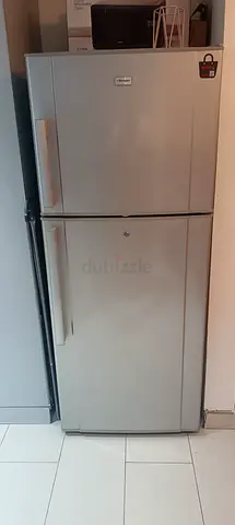 ثلاجة