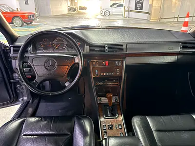 1992 Mercedes-BENZ E-CLASS 照片 16