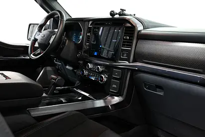 2025 Ford F-150 Raptor R — zdjęcie 15