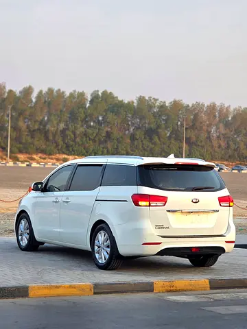 صورة 6 لـ 2017 KIA CARNIVAL
